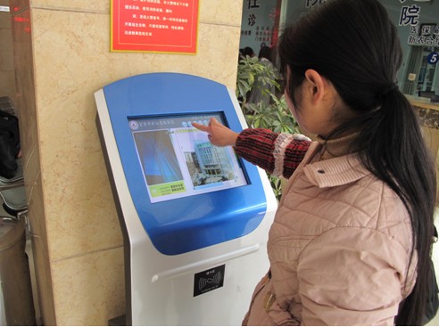 Interactive Kiosks Touch Screen 19 22 Inch Android Windows OS Display For Info Query With Card Sensor Or Thermal Printer
