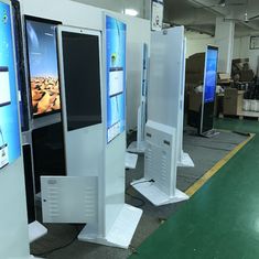 43 Inch Floor Standing Digital Signage Kiosk White Color Super Thin LCD Advertising Player